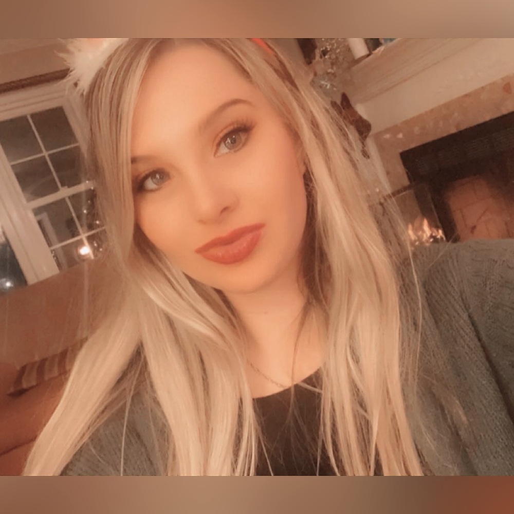 Meet your Posher, Brielle